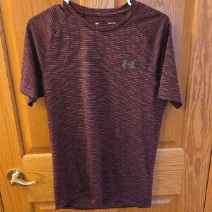 Under Armour Men's Burgundy Striped Tee